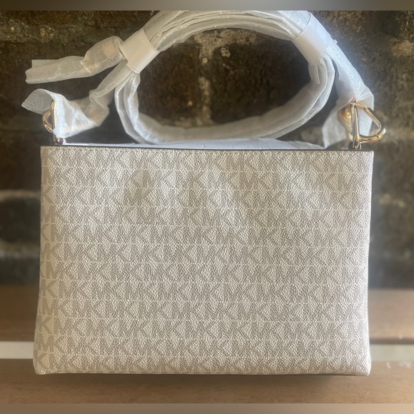 NWT MICHAEL KORS Trisha logo crossbody bag in pink - Picture 15 of 16